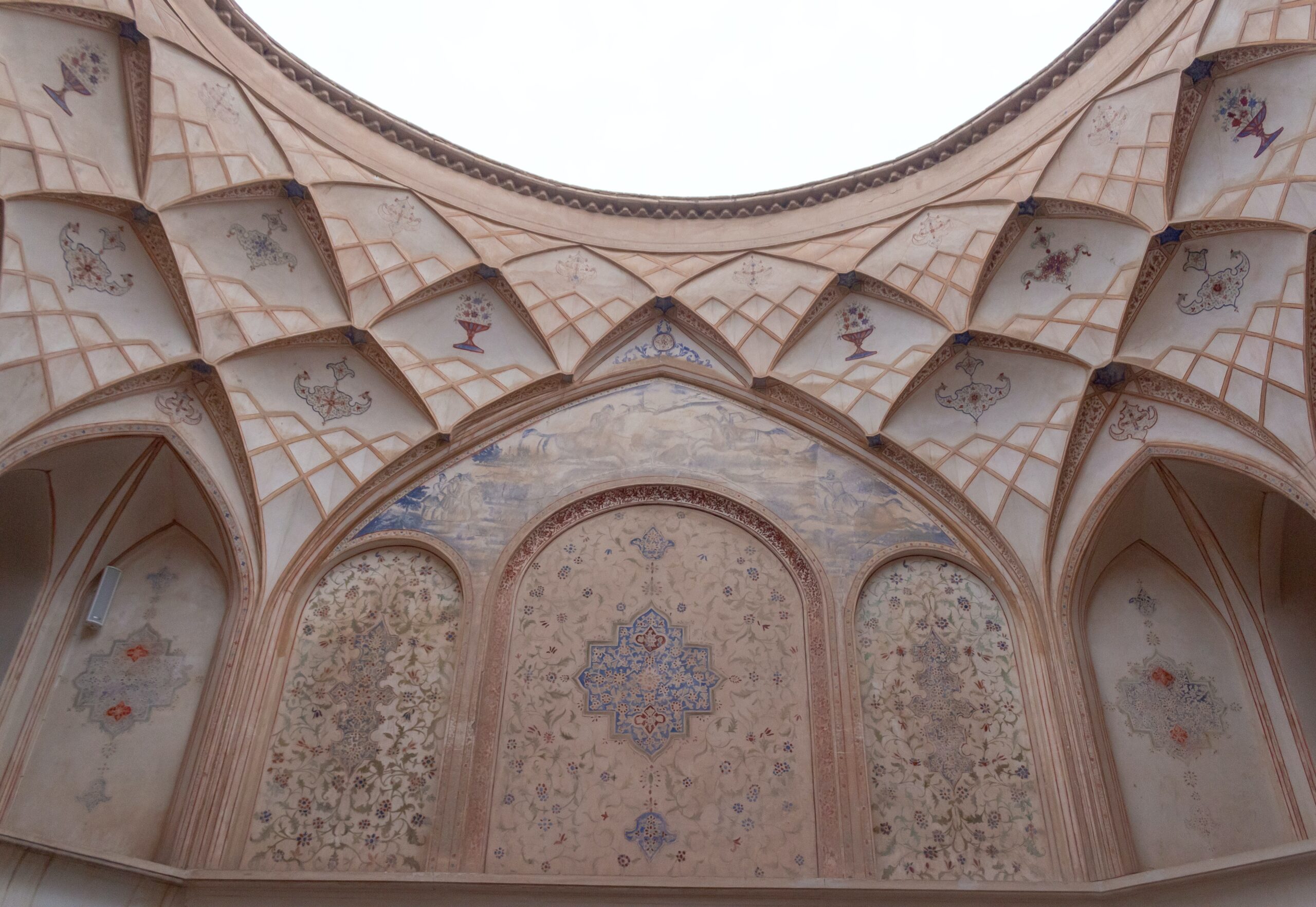 mansour-kiaei-n-Z7WXPxzmA-unsplash